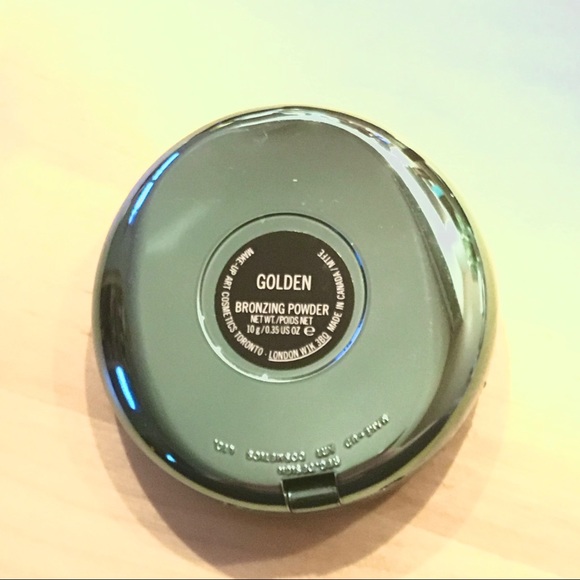 Mac Golden bronzer - AlluringAquatics LE packaging - Picture 2 of 3
